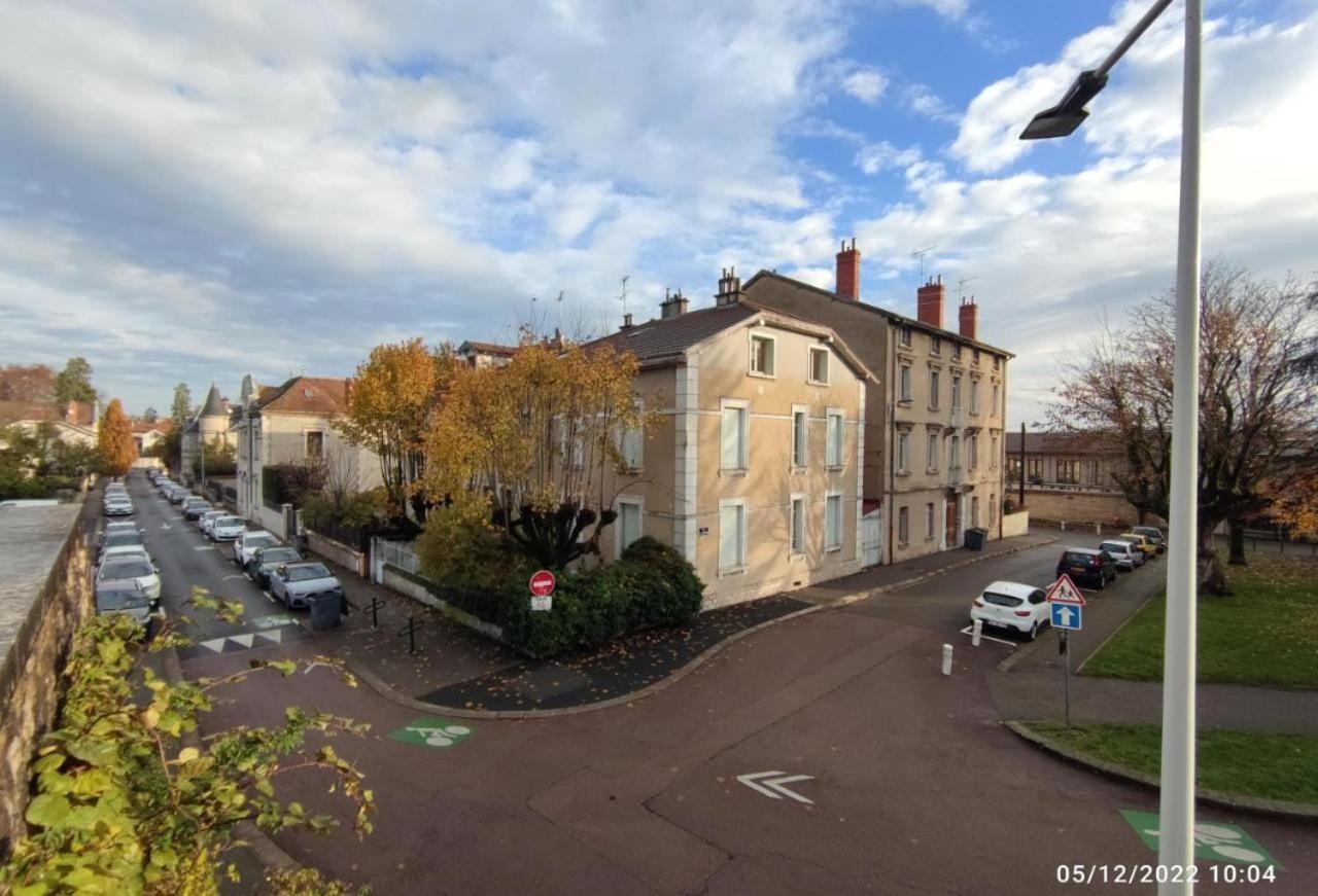 Au Pied De La Basilique Lejlighed Bourg-en-Bresse Eksteriør billede